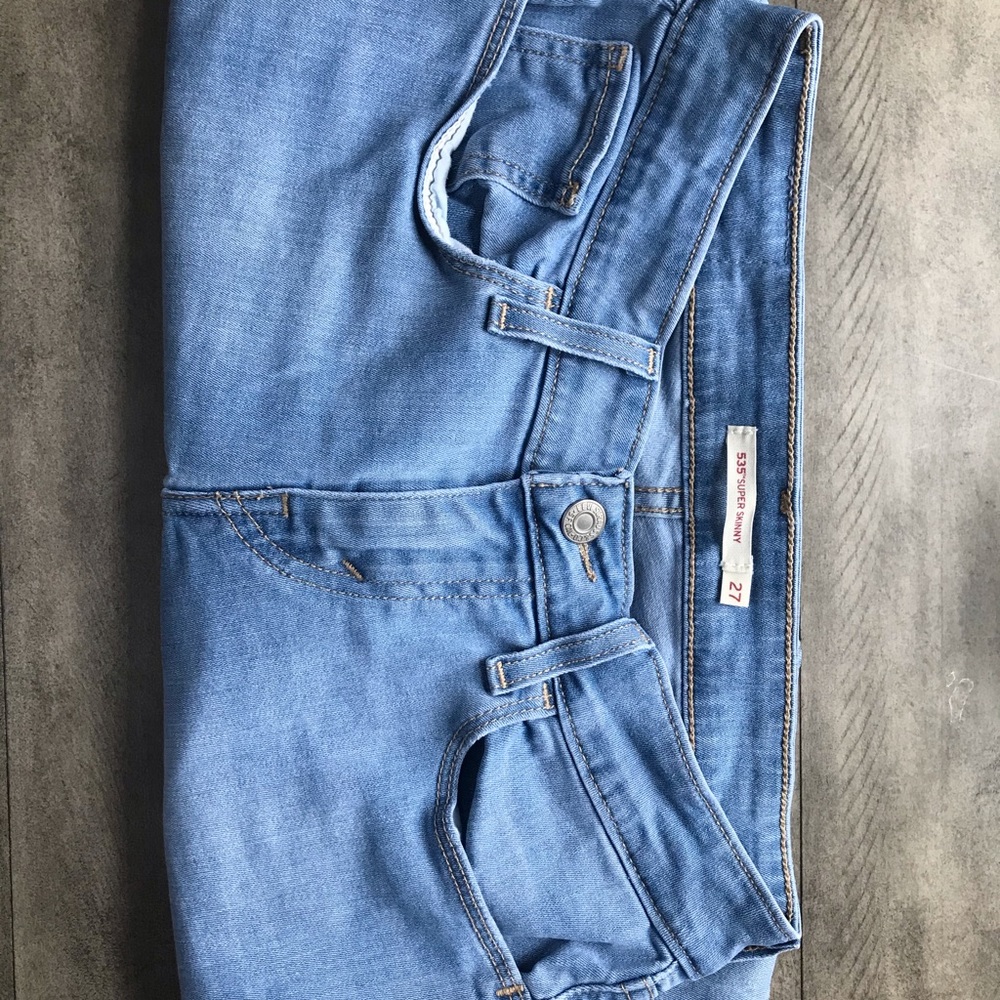 Levi’s 535 Super Skinny Jeans Light Wash